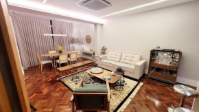 C107 - Lindo apartamento apenas 1 quadra da praia